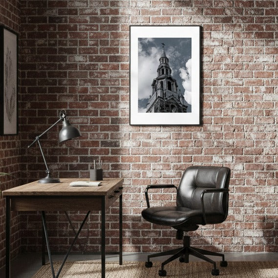 Reproduction d'art représentant un clocher d'église élégante - Options encadrées