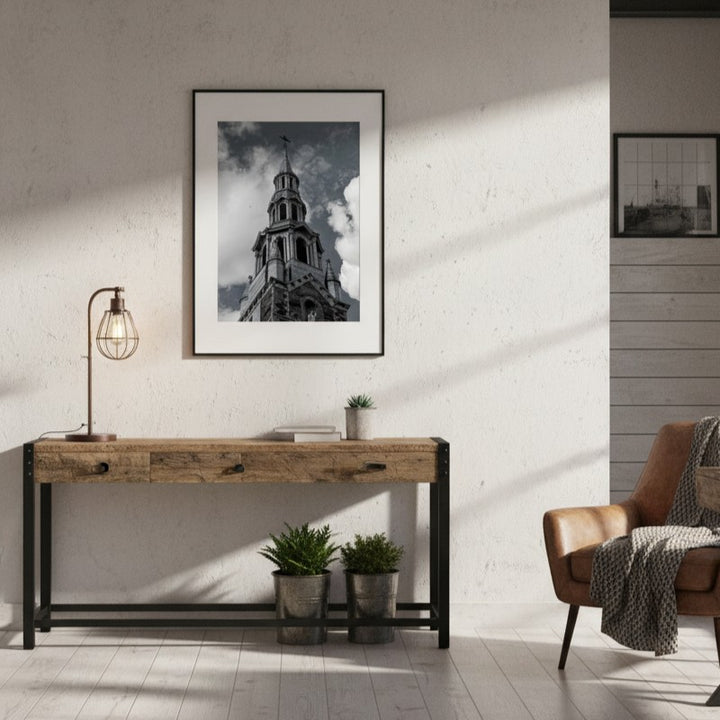 Reproduction d'art représentant un clocher d'église élégante - Options encadrées